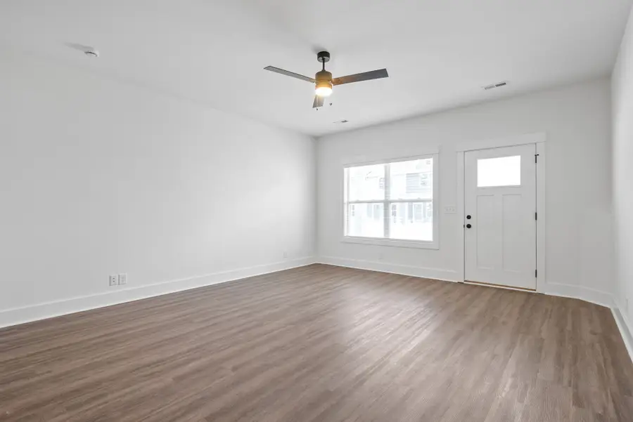 131 Front Ridge Circle, Clarksville, TN 37040 - Image #3