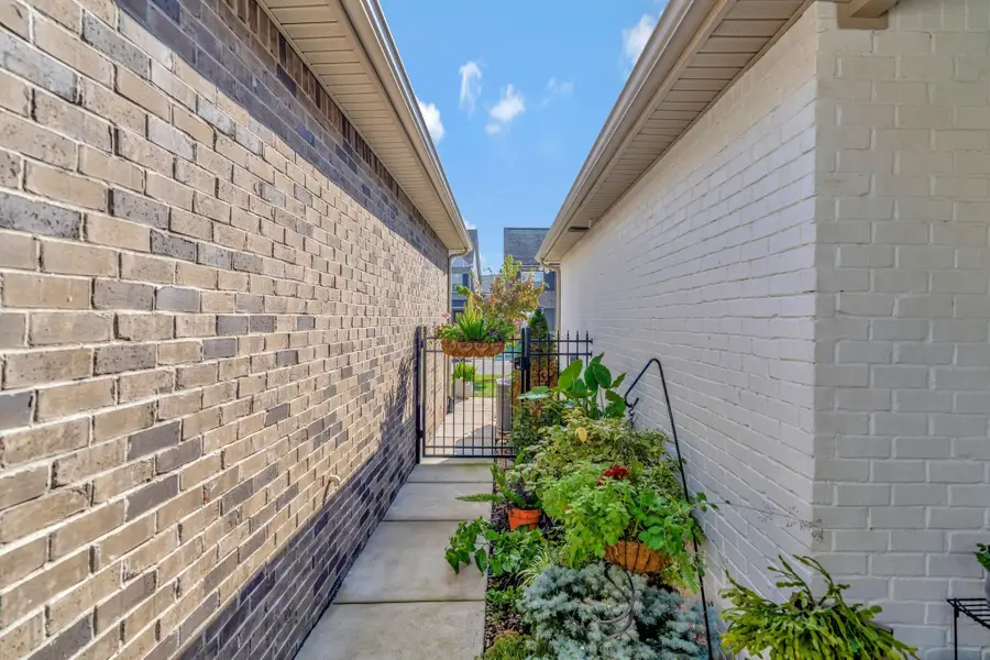 330 Madeira Pl, Gallatin, TN 37066 - Image #3