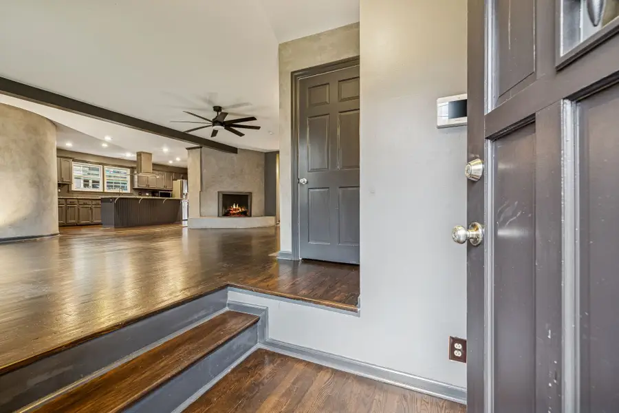 1225 Sunnymeade Dr, Nashville, TN 37216 - Image #3