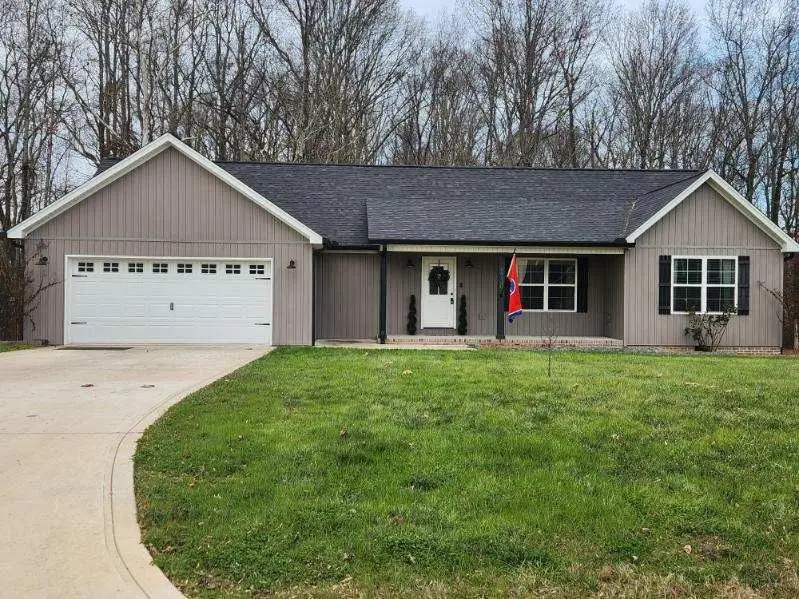 6730 Parwood Dr, Baxter, TN 38544 - Image #1