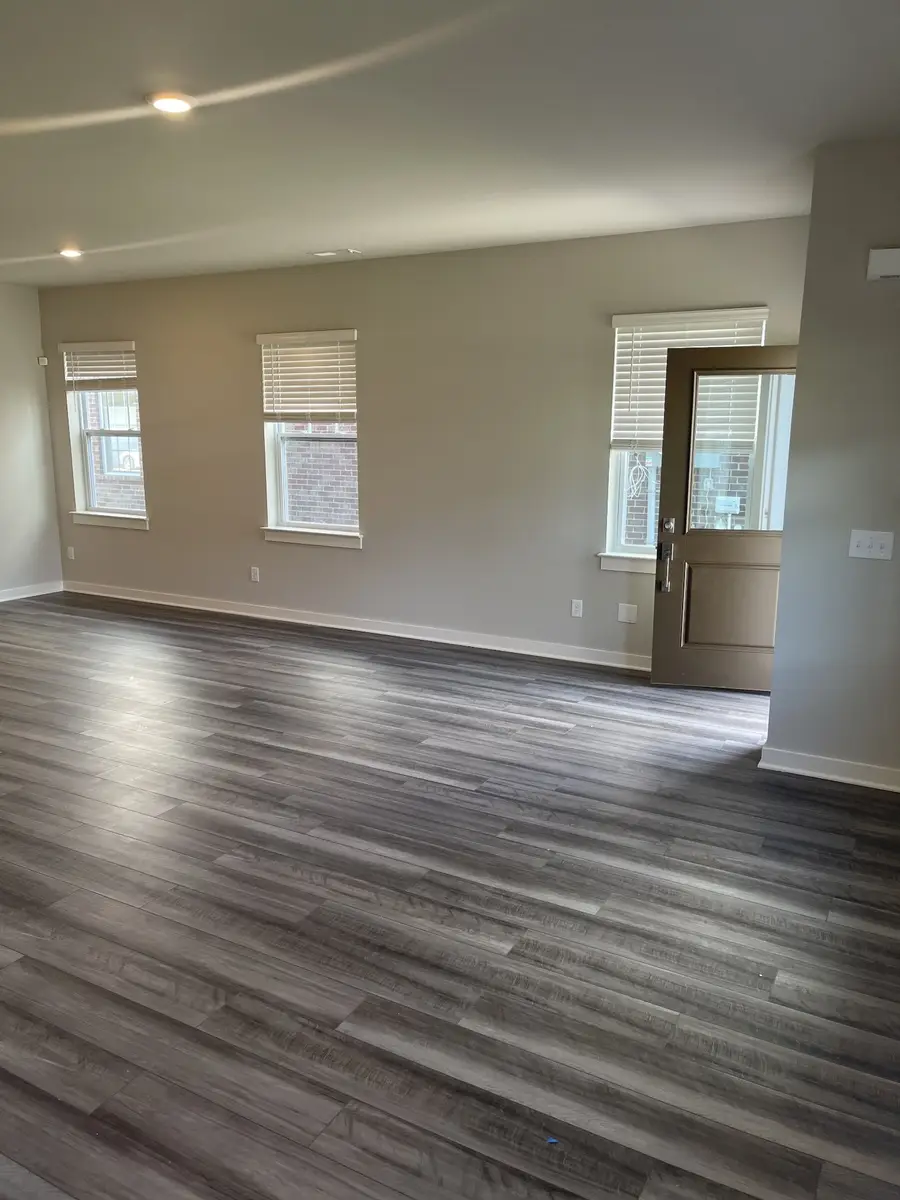 2220 Hospitality Ln, Murfreesboro, TN 37128 - Image #2