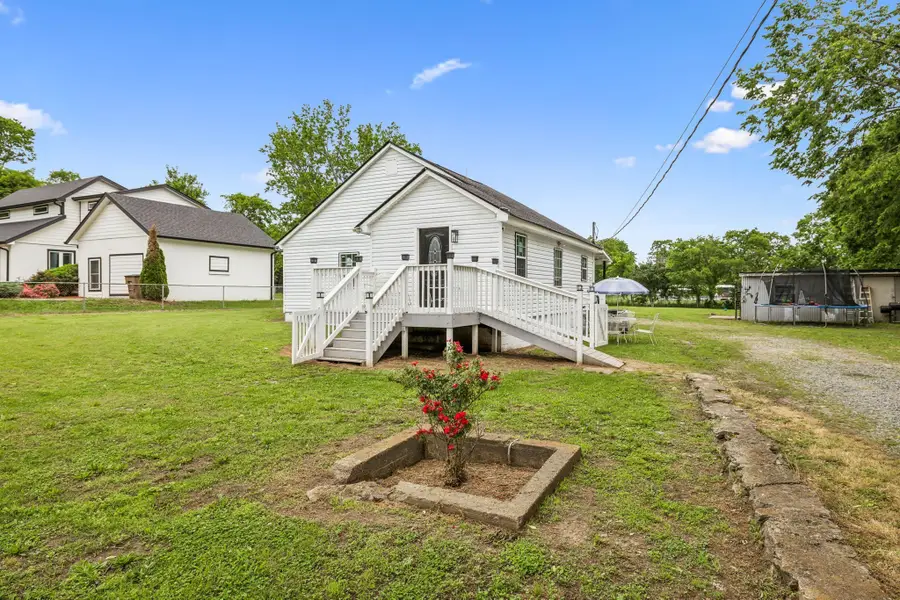 4002 Cedar Cir, Nashville, TN 37218 - Image #3