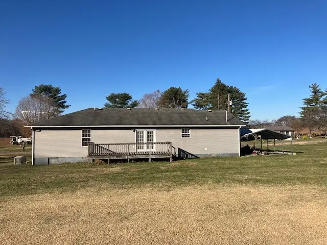 712 Elliott Dr, Cowan, TN 37318 - Image #2