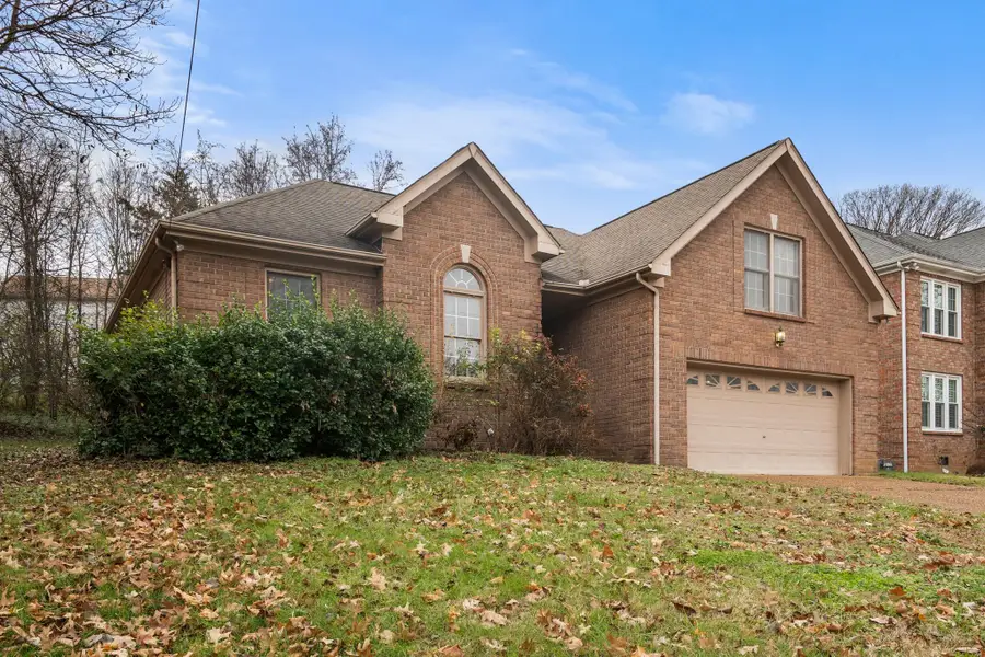 1332 Timber Valley Dr, Nashville, TN 37214 - Image #3