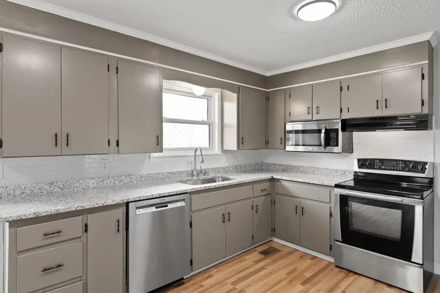 1035 New Deal Potts Rd, Cottontown, TN 37048 - Image #3