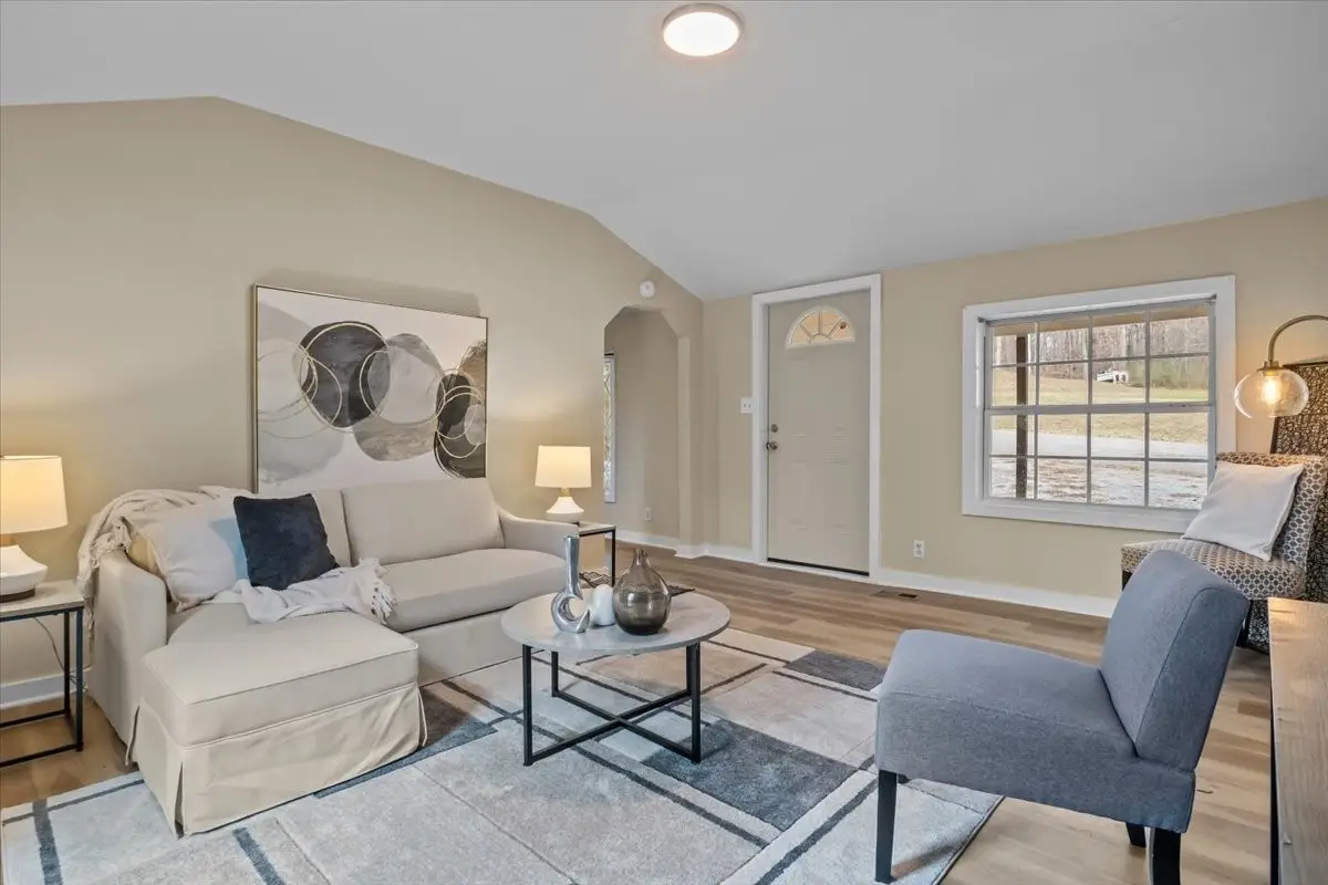 370 Main St, White Bluff, TN 37187 - Image #1