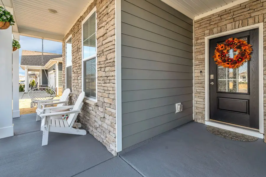 2118 Quinn Dr, White House, TN 37188 - Image #2