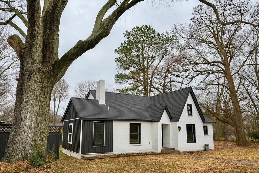 206 W Main St, Hohenwald, TN 38462 - Image #2