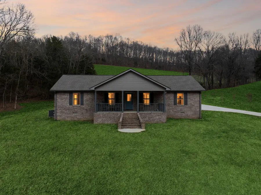 76 Cathcart Rd, Frankewing, TN 38459 - Image #2