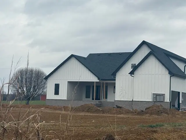 2622 Deer Creek Ln, White House, TN 37188 - Image #3