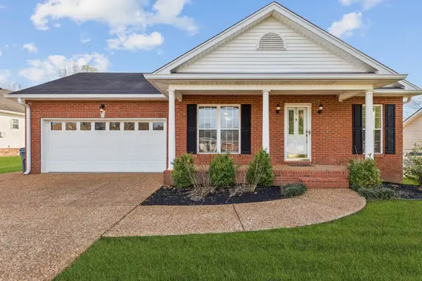 1105 Wedgewood Dr, Gallatin, TN 37066