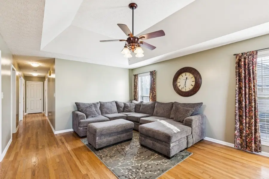 1105 Wedgewood Dr, Gallatin, TN 37066 - Image #3