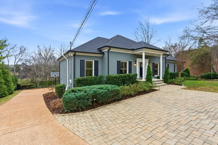 1210 Choctaw Trl, Brentwood, TN 37027 - Image #3