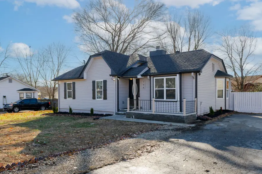 798 Summer Hill Ln E, La Vergne, TN 37086 - Image #3