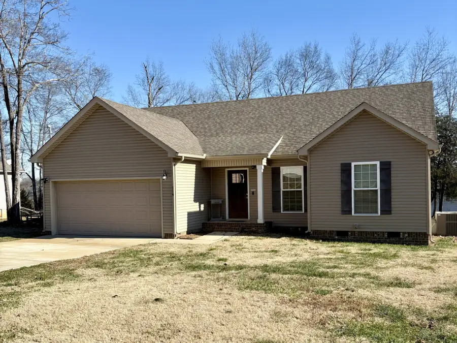 114 Doak St, Shelbyville, TN 37160 - Image #2
