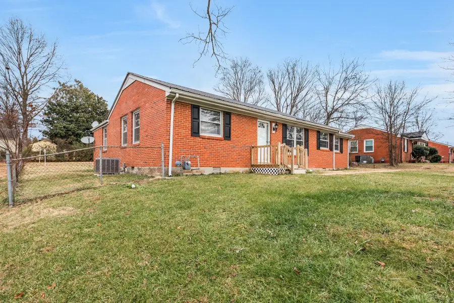 120 Pleasant Dr, Columbia, TN 38401 - Image #3