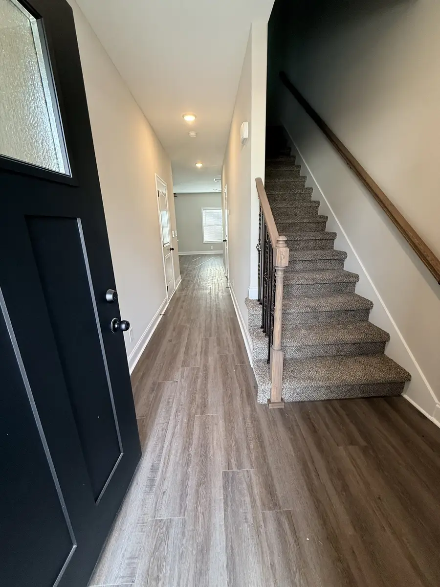 216 W Fallow Ct, Clarksville, TN 37040 - Image #2