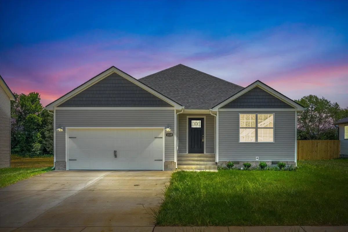 1590 Fredrick Dr, Clarksville, TN 37042 - Image #1