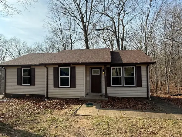 512 Aspen Dr, Clarksville, TN 37042