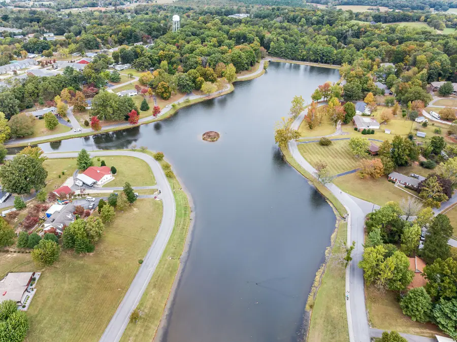 112 Lake Valley Road, Dickson, TN 37055 - Image #3