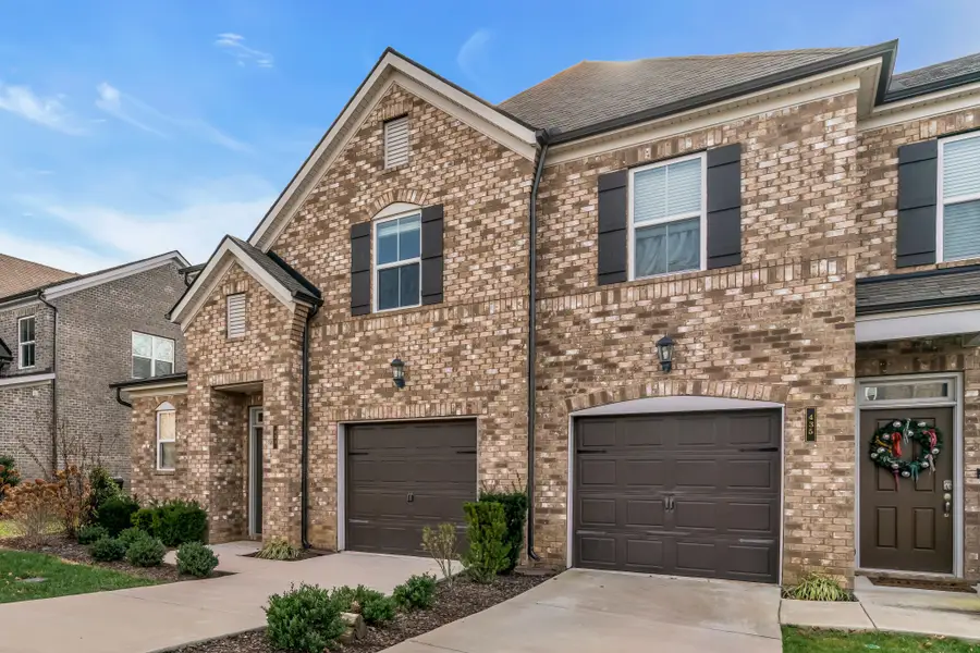 433 Deveron Dr, Gallatin, TN 37066 - Image #2