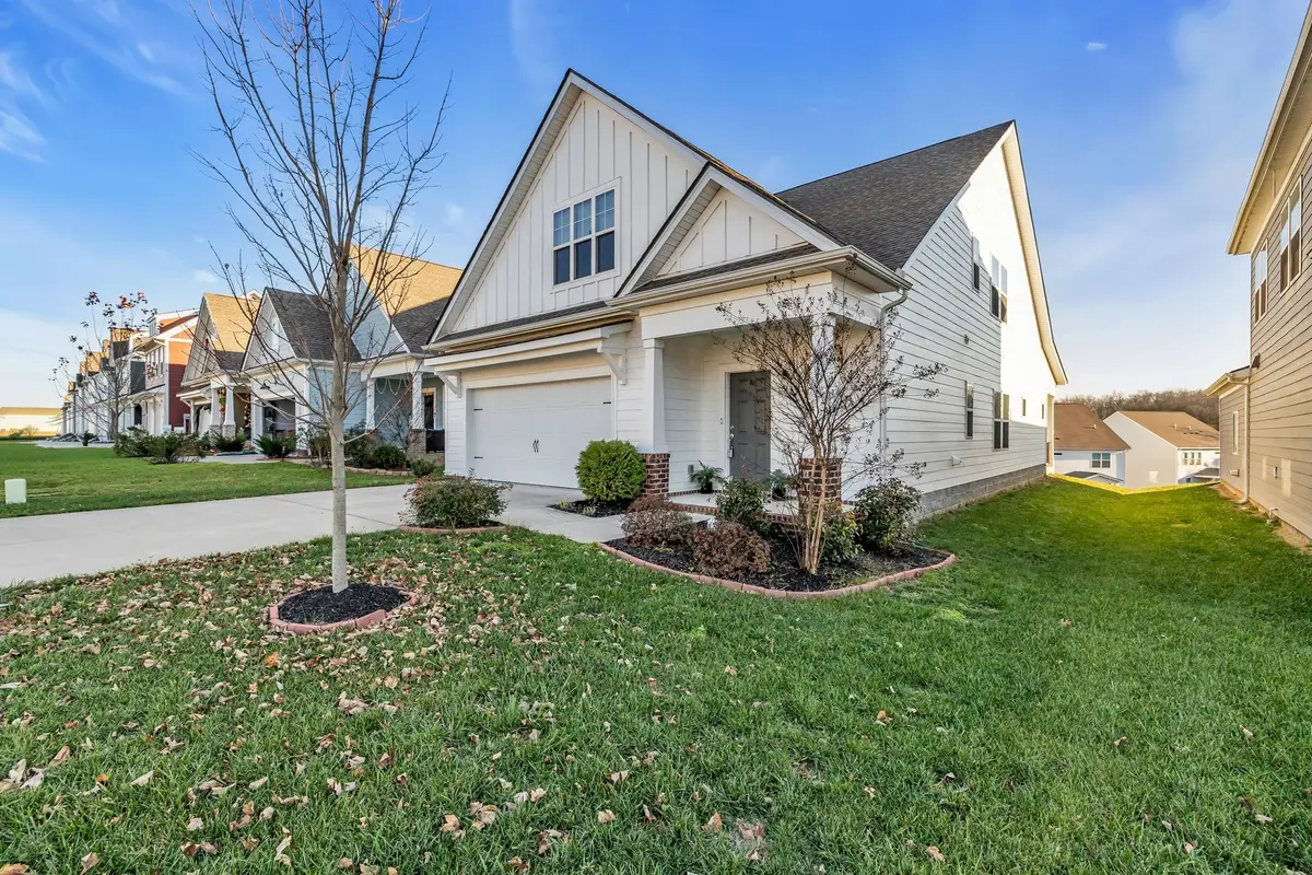 6737 Walsham Dr, Smyrna, TN 37167 - Image #1