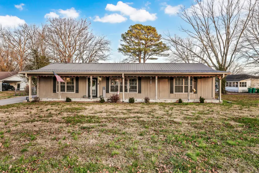 214 Eastside Dr, White House, TN 37188 - Image #2