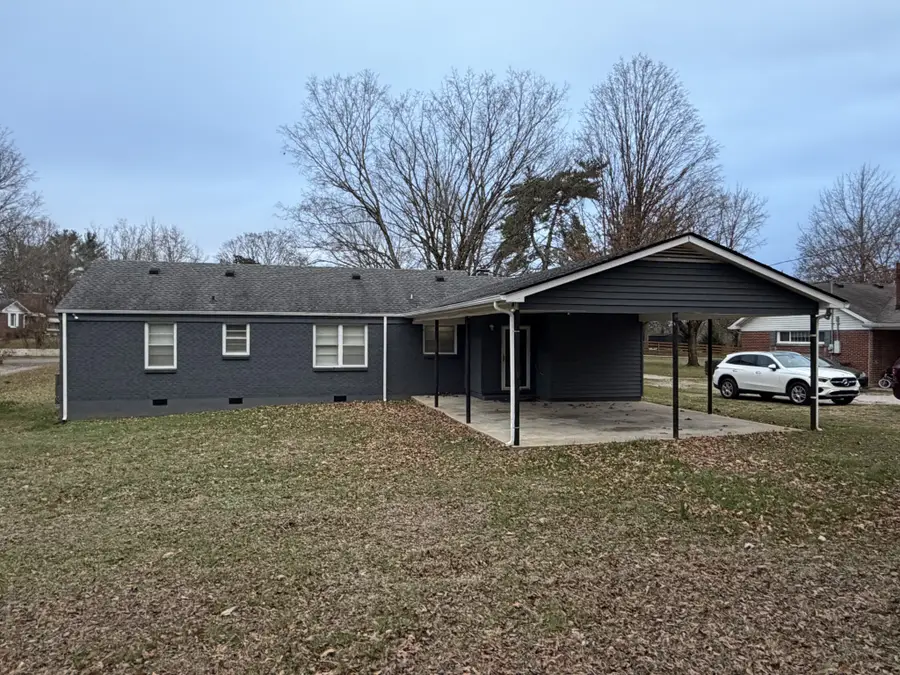 204 Sharon Cir, Columbia, TN 38401 - Image #2