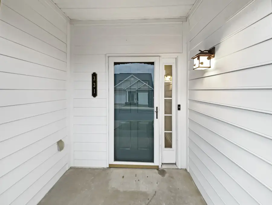 331 Harbor Village Dr, Madison, TN 37115 - Image #3