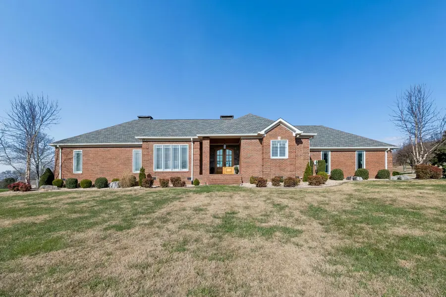 3231 Carrington Ln, Columbia, TN 38401 - Image #3