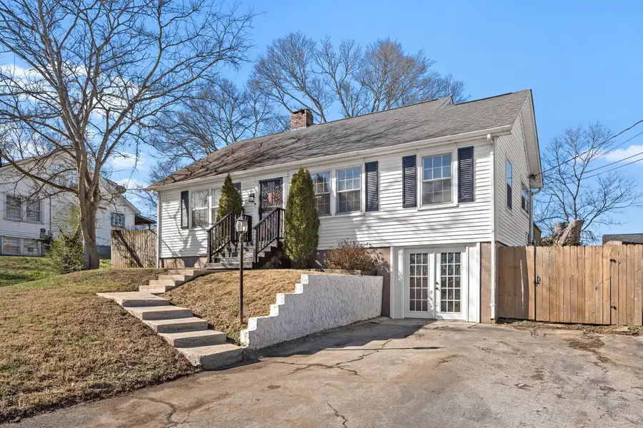 2106 Thomas Ave, Columbia, TN 38401 - #2