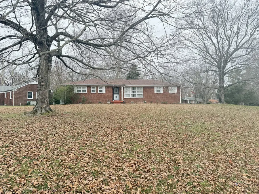 16 Concord Dr, Clarksville, TN 37042 - #2