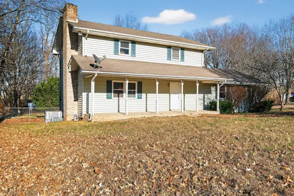 116 Pennsylvania Ave, White House, TN 37188