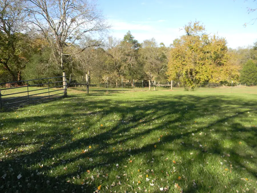 854 Shelbyville Hwy, Fayetteville, TN 37334 - Image #3