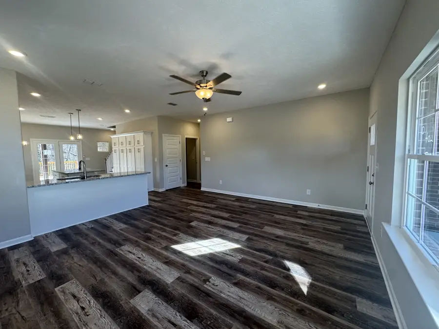 31 Spring House Dr, Manchester, TN 37355 - #3