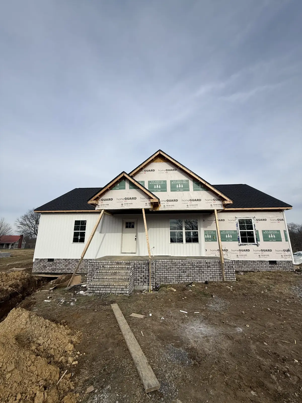 370 Hawkins Rd, Westmoreland, TN 37186 - Image #1