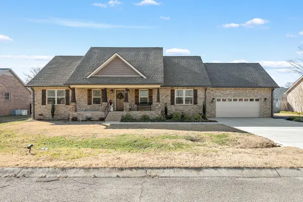 105 Cumberland Ct, Tullahoma, TN 37388