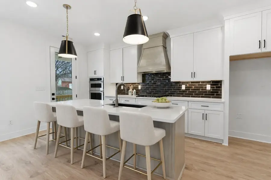 6300B American Ct, Nashville, TN 37209 - Image #2