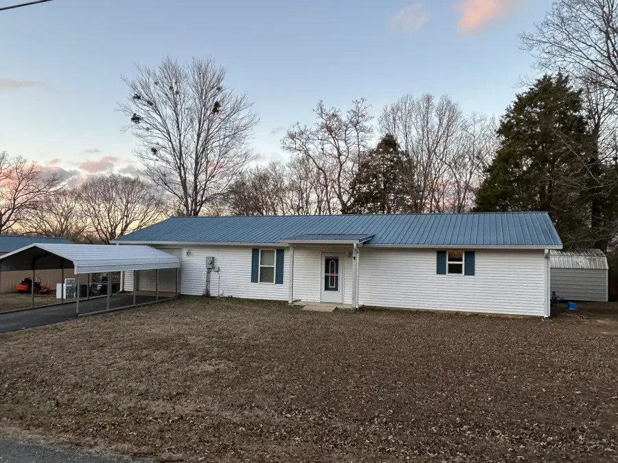 1026 Tom White Rd, Big Sandy, TN 38221 - Image #3