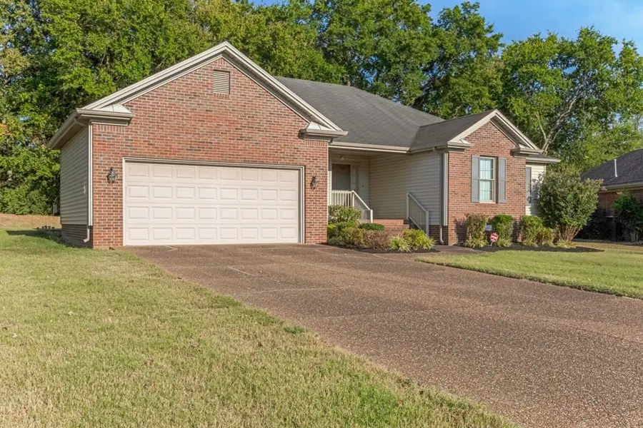 345 Irish Circle, Hopkinsville, KY 42240 - Image #2