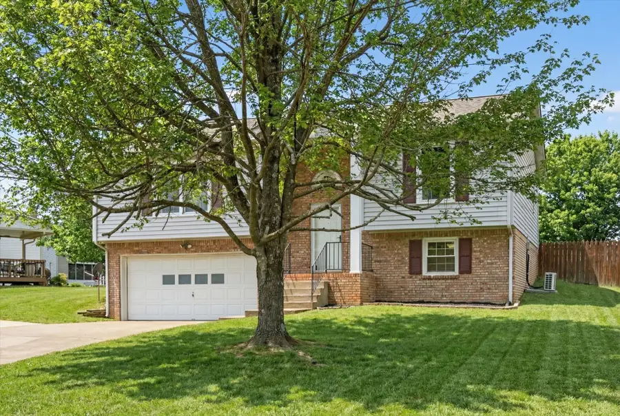 2130 Amadeus Dr, Clarksville, TN 37040 - Image #3