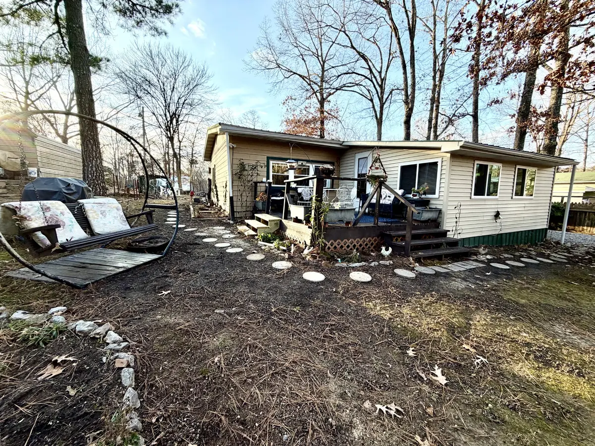 245 Powell Dr, Springville, TN 38256 - Image #1