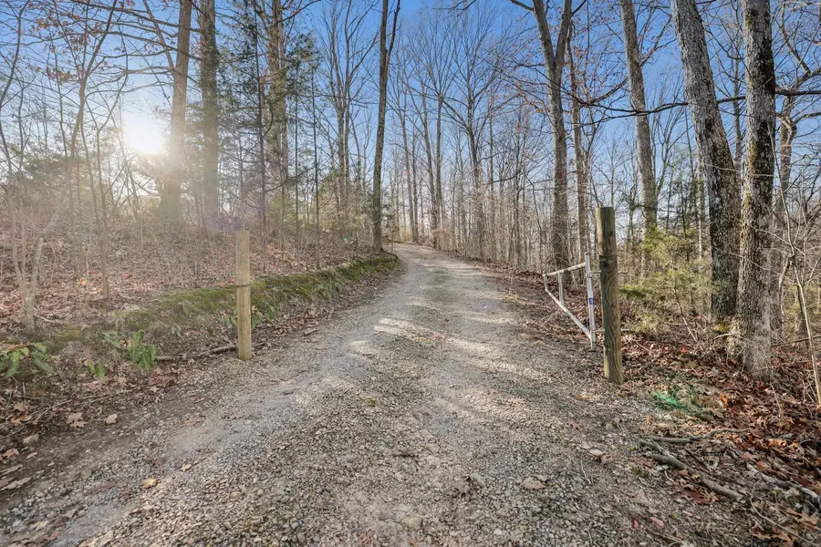 725 Calvert Ridge Rd, Westmoreland, TN 37186 - Image #3