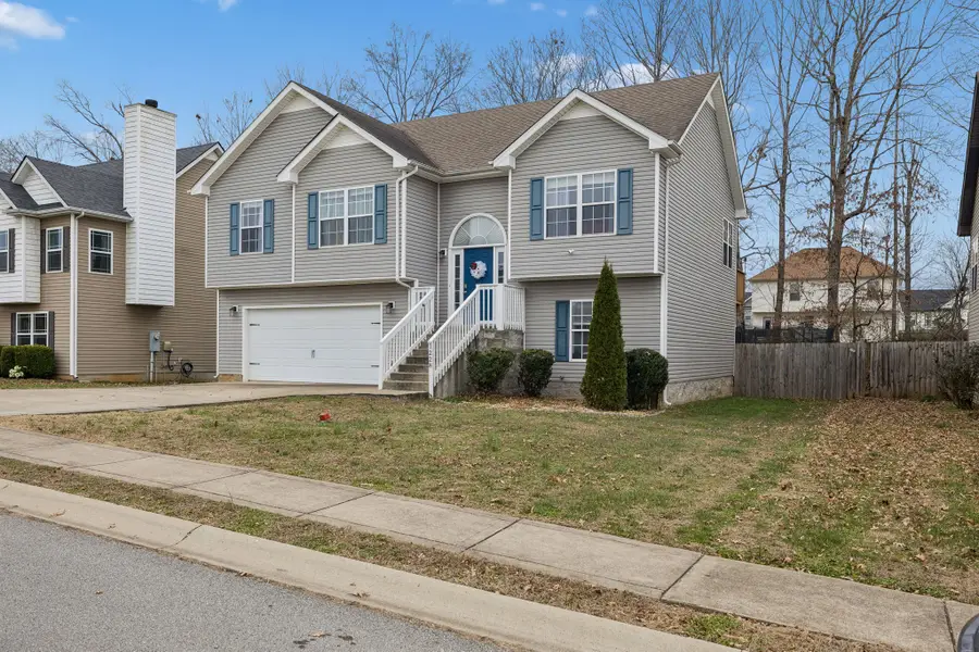 1228 Morstead Dr, Clarksville, TN 37042 - Image #2