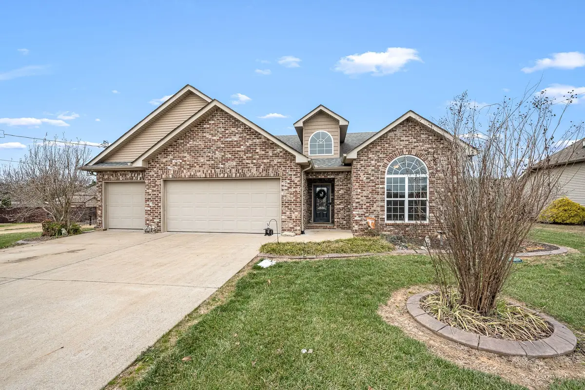 8359 Manor Farm Dr, Murfreesboro, TN 37129 - Image #1