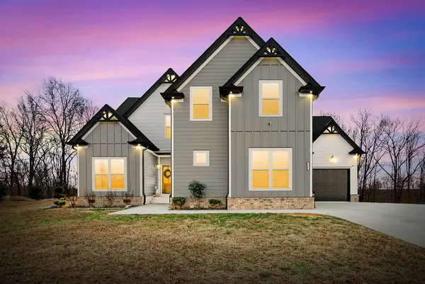 2862 Benton Ridge Rd, Palmyra, TN 37142