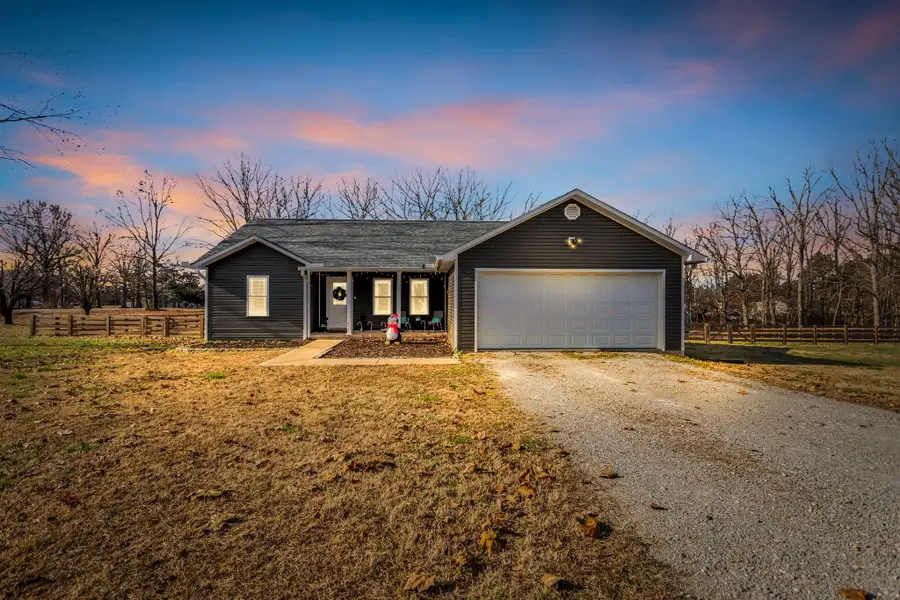 103 Heritage Hls, Hohenwald, TN 38462 - #3