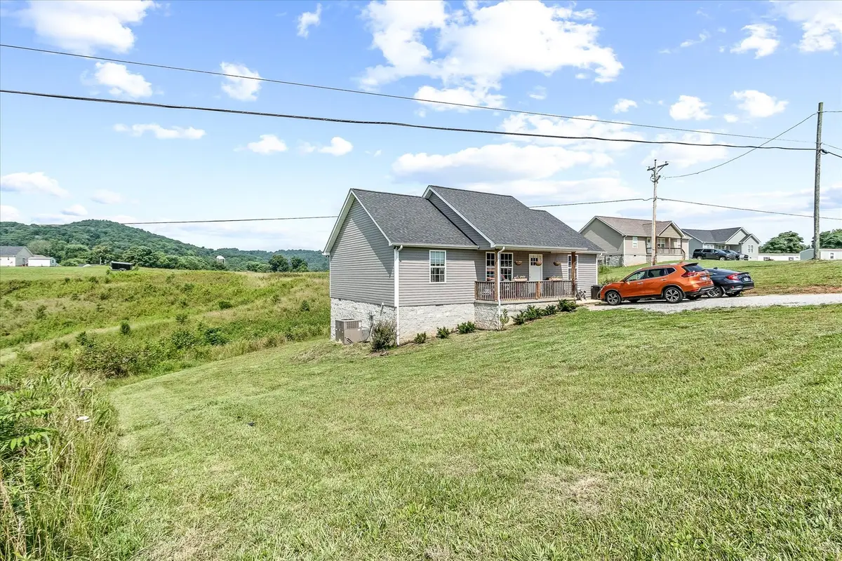 2190 Sullivan Knowles Rd, Sparta, TN 38583 - Image #1