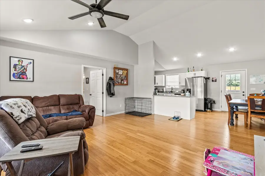 2190 Sullivan Knowles Rd, Sparta, TN 38583 - Image #2