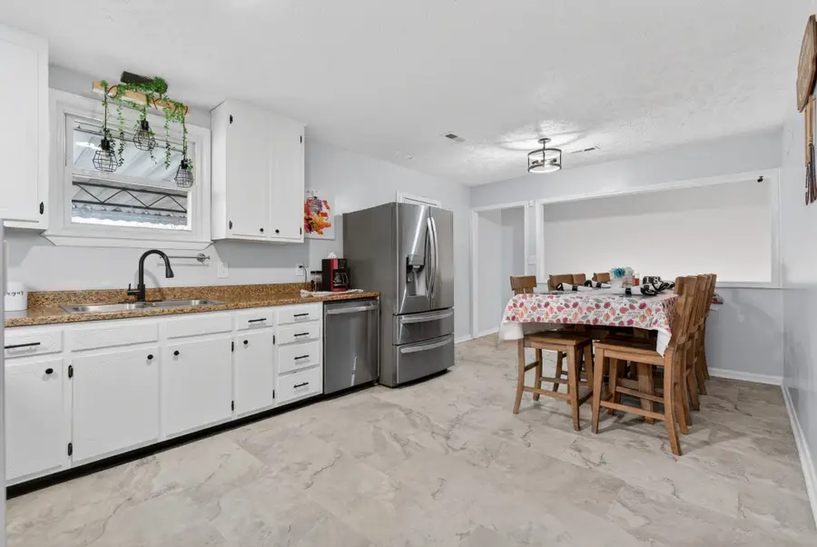 1593 Boxcroft Ct, Clarksville, TN 37042 - Image #3